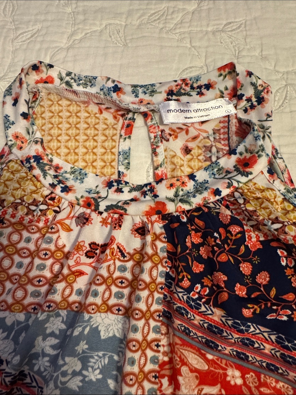 Patchwork Print Halter Tank Top - Multicolor - Picture 4 of 9